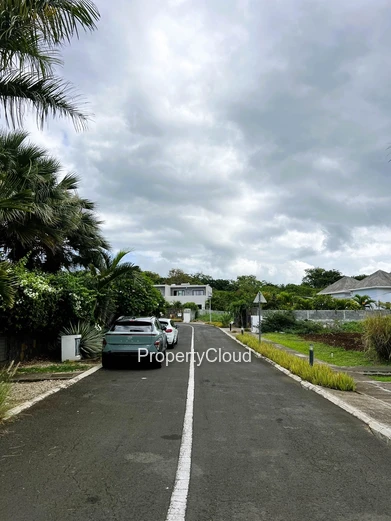 For Sale - Plot Of Land - Gated Community - Bambous