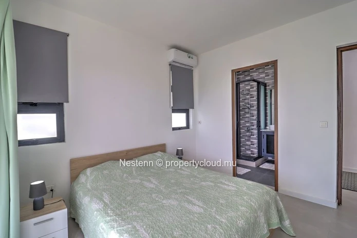 Maison de plain-pied 3 chambres avec jardin, au calme 