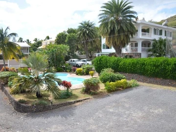 5 Bedroom Villa