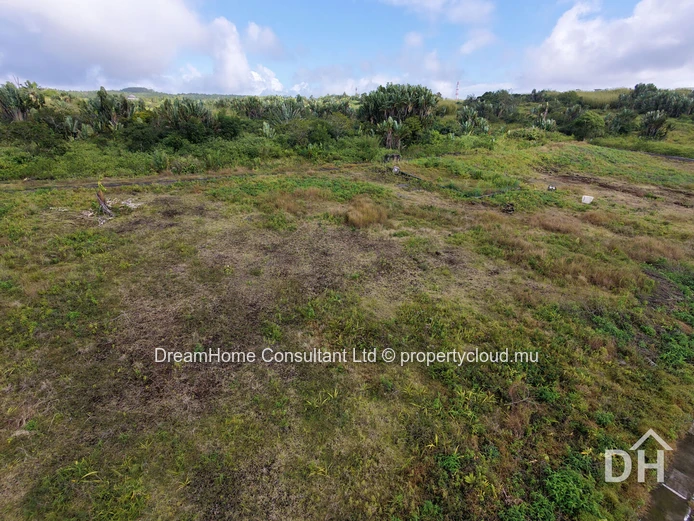 Residential Land for Sale in Curepipe - Sesiemne mille