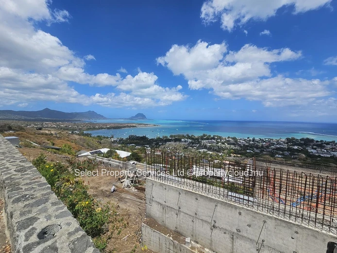 West Coast - Bespoke 4-Bedroom Luxury Villas (RES) in Marguery Heights for Sale - Riviere Noire