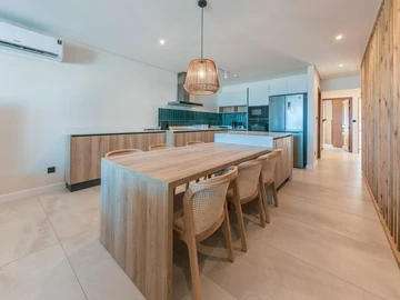 3 Bedroom Townhouse, Duplex