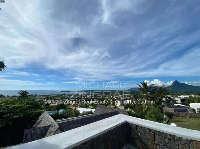 Spacious Family Home with Sea & Mountain Views – Tamarin