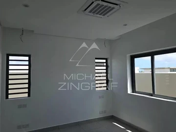 6 Bedroom Villa
