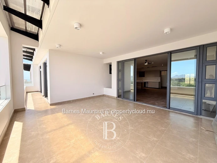 BAGATELLE / MOKA - Magnifique Penthouse Neuf avec vue sur les montagnes et la mer - 4 Chambres