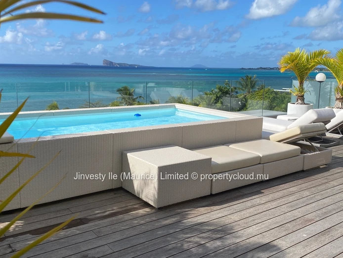  Luxury 4-Bedroom Duplex Penthouse – Sea View – Pointe Aux Canonniers / Grand Baie – Mauritius