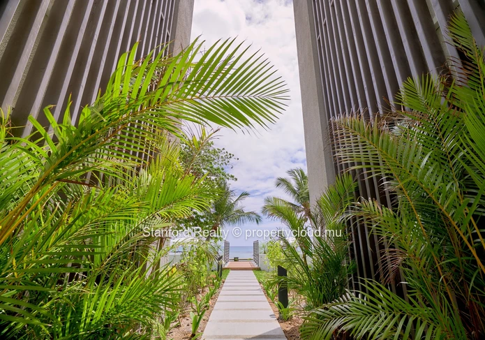 Penthouse for Rent - 2 Bedrooms, Beachfront, Trou aux Biches, North