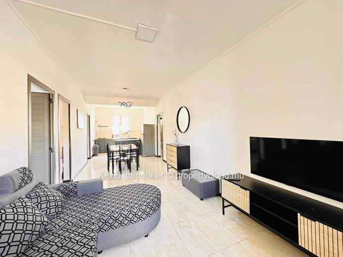 A Functional Apartment In Pereybere