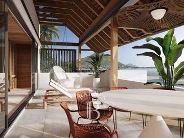 4 Bedroom Villa
