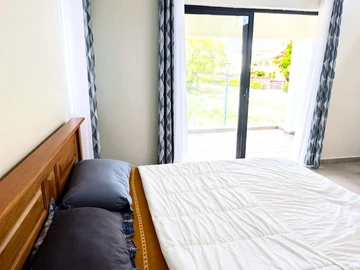 5 Bedroom Villa