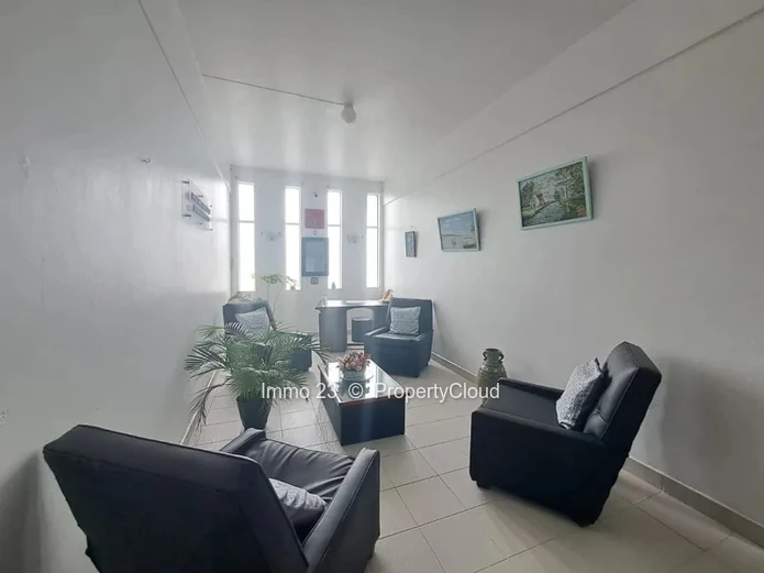 Office - 25m2 - Curepipe - Ref. BU95854LO