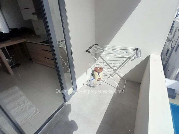 Fully furnished 3-bedroom apartment | 12 minutes walk to the beach | quiet neighborhood | completed in 2023 
