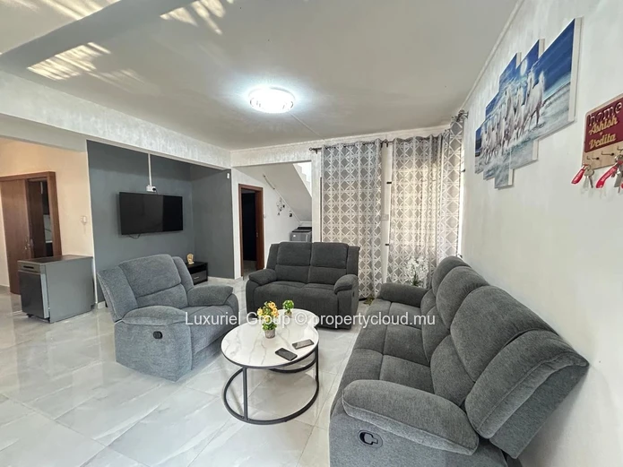 Maison à louer à Grand Gaube – cadre paisible, proche des commodités et des plages