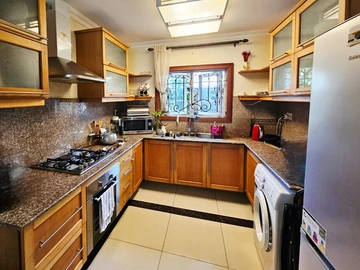 3 Bedroom Townhouse, Duplex