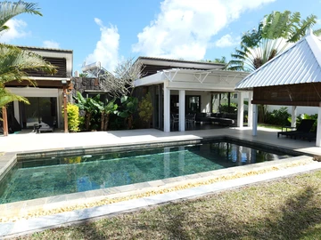 4 Bedroom Villa