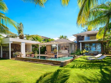 4 Bedroom Villa