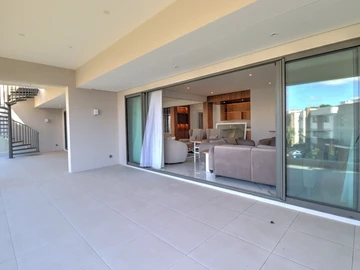 4 Bedroom Apartment