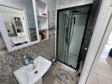 2 Bedroom Townhouse, Duplex