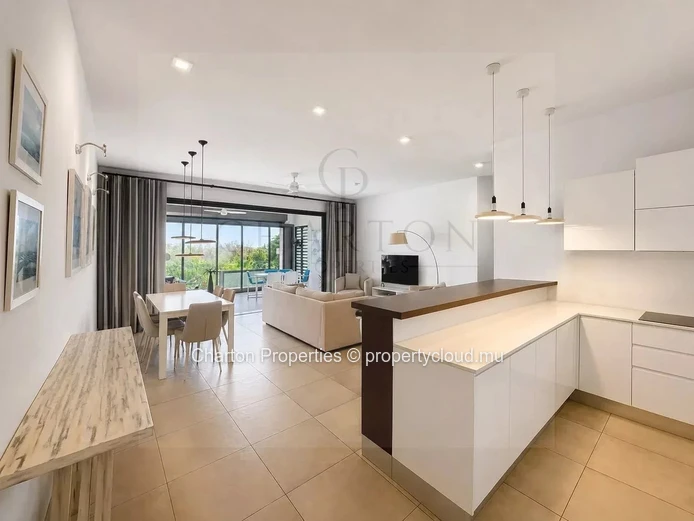 Luxury 3-bedroom en suite apartment with access to the facilities of a private estate