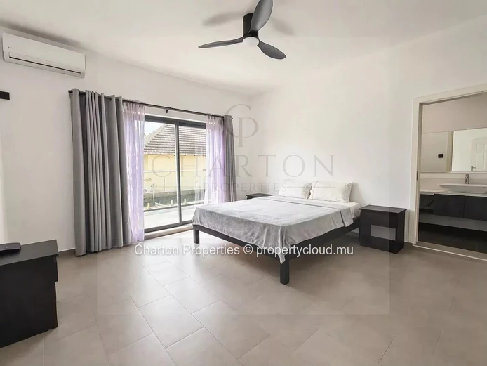 4-bedroom villa with private pool, near the beaches of Grand Baie