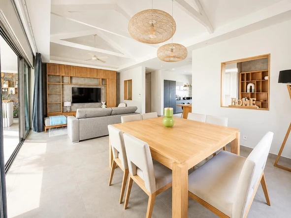 4 Bedroom Villa