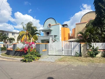 4 Bedroom Villa