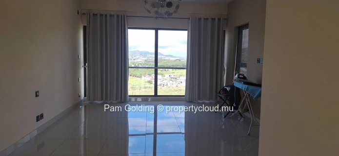 TO RENT – LUXURY PENTHOUSE DUPLEX | Le Méritt, Sodnac, Quatre-Bornes (Sole Mandate)