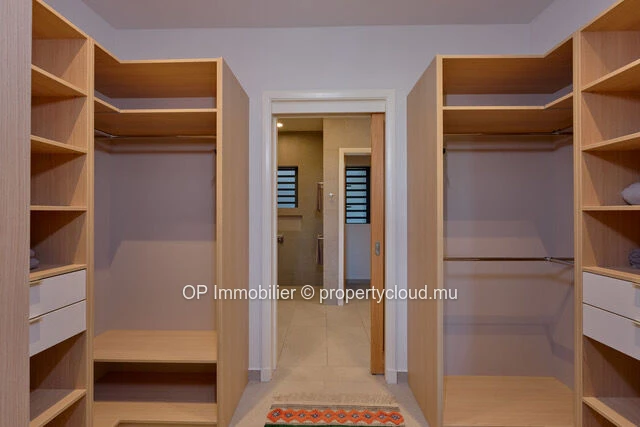 Appartement meublé de standing avec terrasse et piscine à Belle Vue Harel Mapou