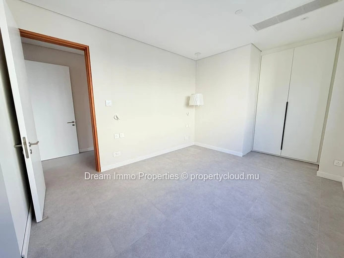 Splendides Appartements 3 Ch Avec Vue Mer & Montagne Pieds Dans L’Eau – Ile Maurice
