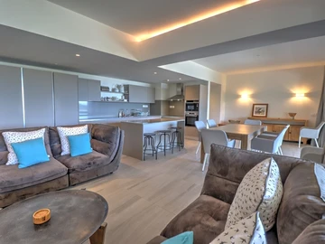 3 Bedroom Apartment