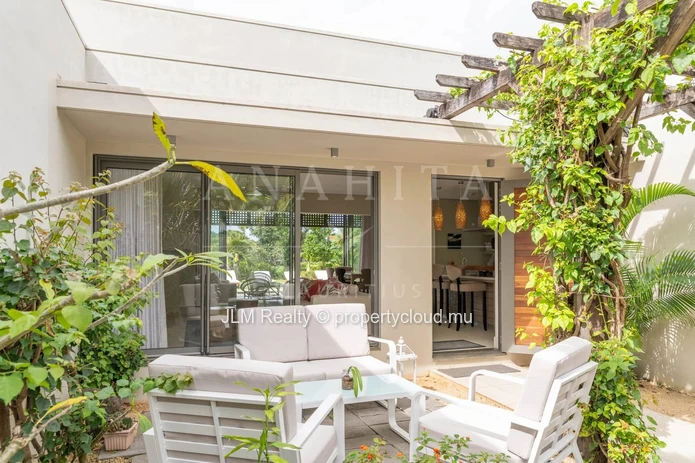 Villa d’Exception avec un magnifique Terrain vue golf à Vendre dans un Domaine Golfique