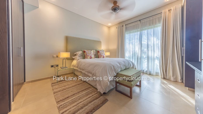 Appartement au rez-de-chaussée idéalement situé avec vue sur le parcours de golf