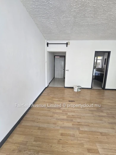 Modern Furnished Apartment in Rose Hill with Guarded Parking, Balcony, and Close to Schools and Shops - Rs 20,000/mo.