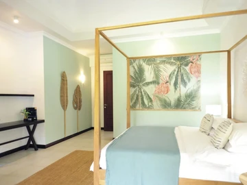 4 Bedroom Villa
