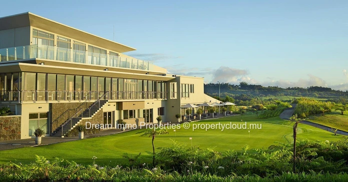 Grands Terrains Avec Vue Golf A Bois Cheri – Ile Maurice