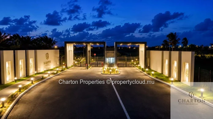 3-bedroom villa with swimming pool in a prestigious gated community