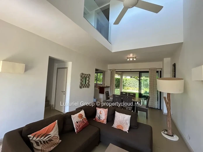 Villa Triplex à Louer à Azuri – Résidence Sécurisée avec Jardin Arboré