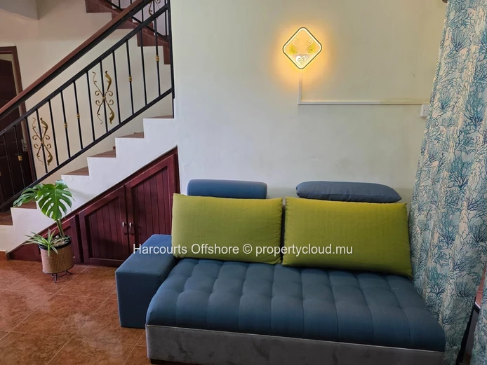 Furnished 4-bed Apartment with Pool & Balcony - Calodyne