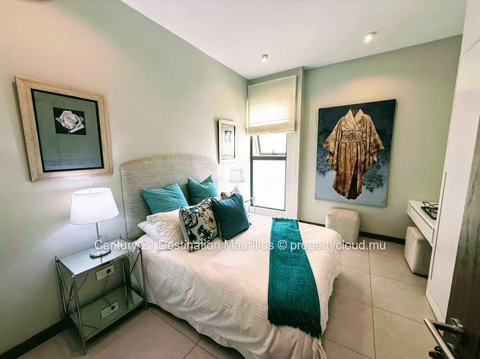 Elevated Island Living with a Front-Row Seat to Coin de Mire
