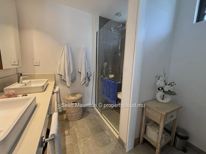 Confort Moderne et Emplacement Idéal – Appartement au Premier Étage à Vendre