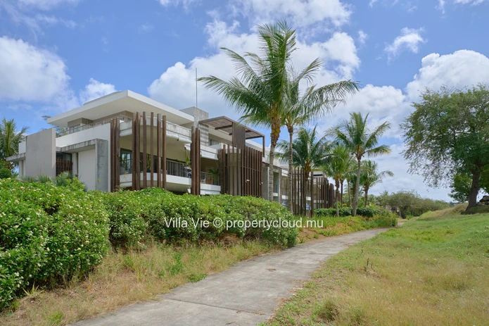 Mont Choisy - 2-bedroom apartment with golf view
