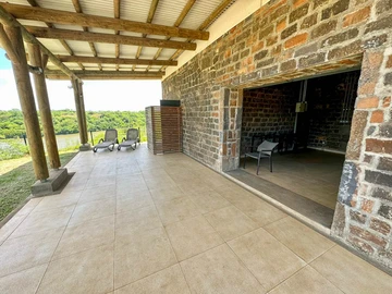 4 Bedroom Apartment