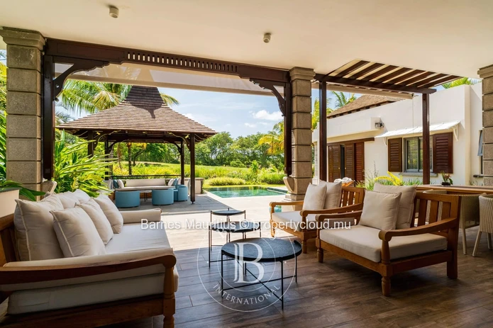 BEL OMBRE - VEFA - Villa sur un terrain de golf - 4 chambres
