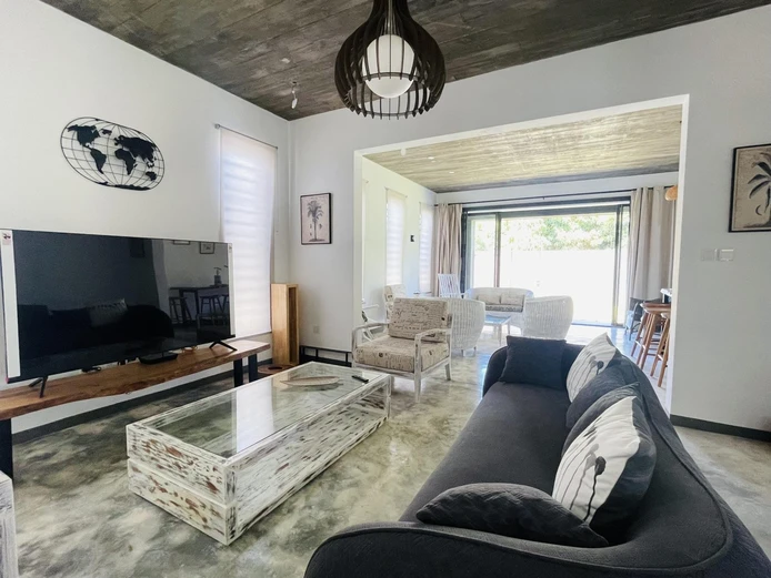 Superbe maison moderne dans un cadre serein et accessible