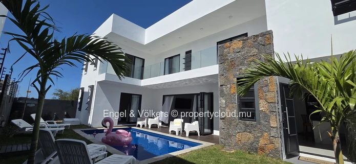 Brand-New 4-Bedroom Villa with Private Pool & Panoramic Ocean Views