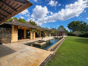 4 Bedroom Villa
