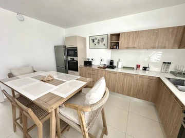 3 Bedroom Townhouse, Duplex