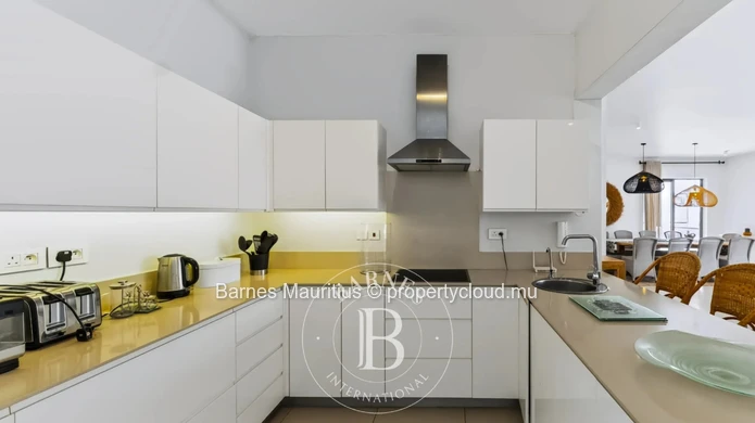 GRAND BAIE - Ultra-Luxury Penthouse - 3 Bedrooms