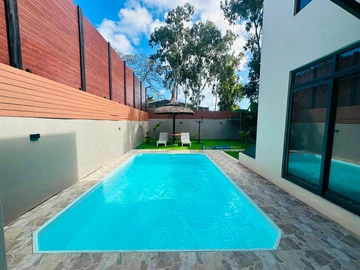 4 Bedroom Villa
