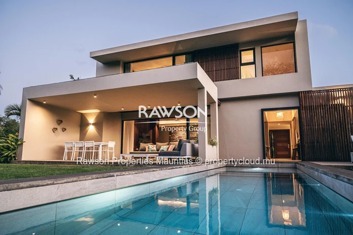 3 Bedroom Golf Estate For Sale in Bel Ombre